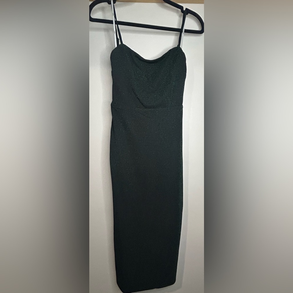 NET Lulu's Black and Emerald Dress With Back Twist Detail
